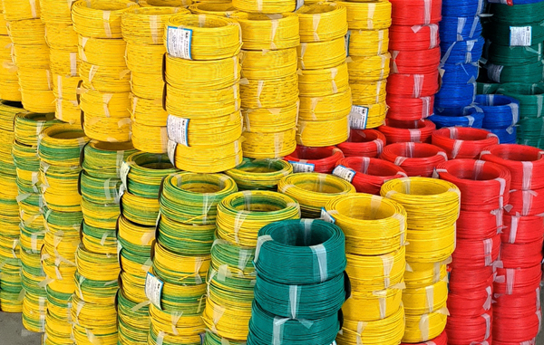 瀘州長城機電廠榮膺2025年瀘州市“全國質量月”質量服務雙優單位稱號，技術開發驅動卓越品質